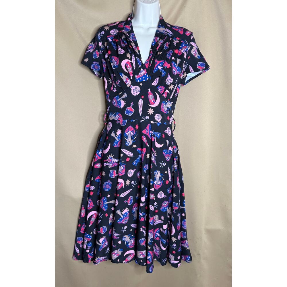 Unique Vintage Miss Lulo Soysilk Rose Potions Dress XS NWT - Picture 10 of 13